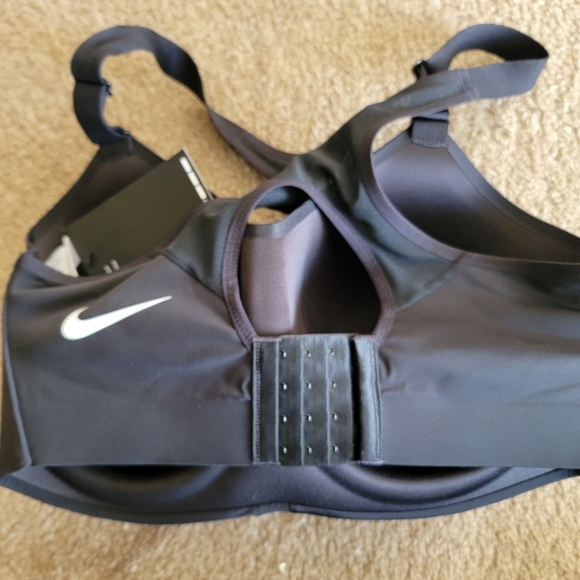 Nike Rival Sports Bra - Picture 3 of 8